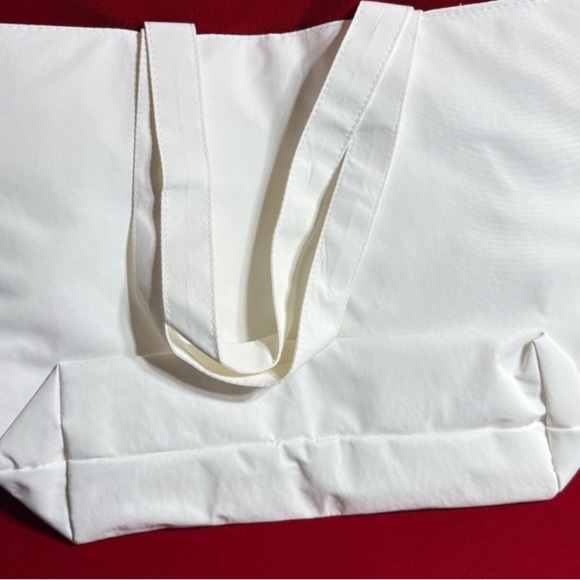 Sanrio cinnamon roll tote bag new in package - Picture 3 of 3